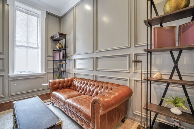 Building Photo - 219 E Charlton St