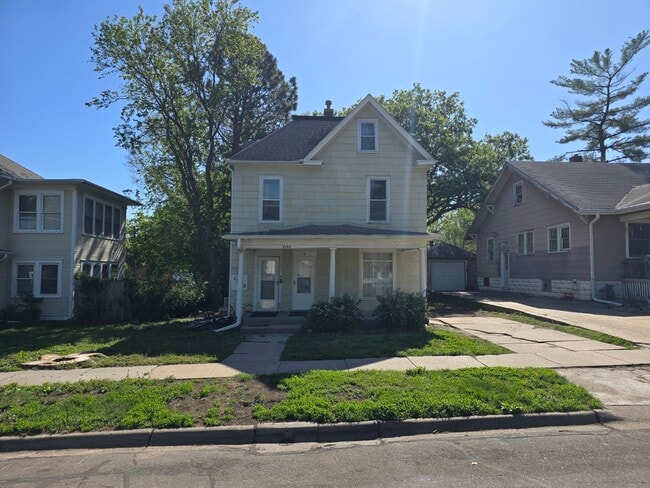 Building Photo - 1232 S 22nd St