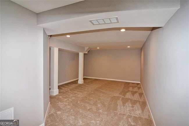 Building Photo - 86 Regency Way SE