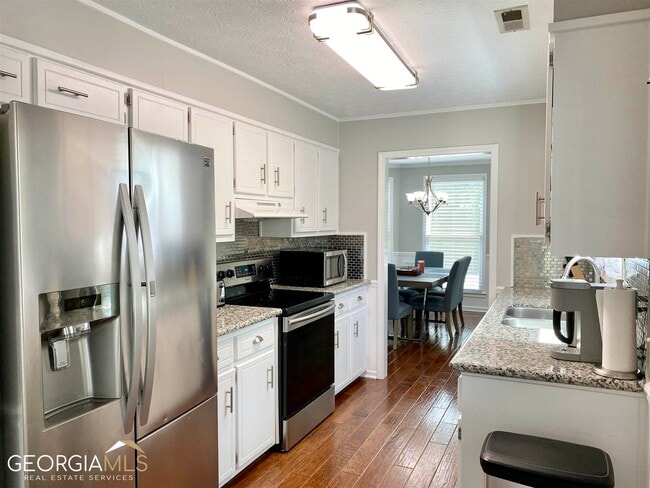 Building Photo - 3465 Madison St