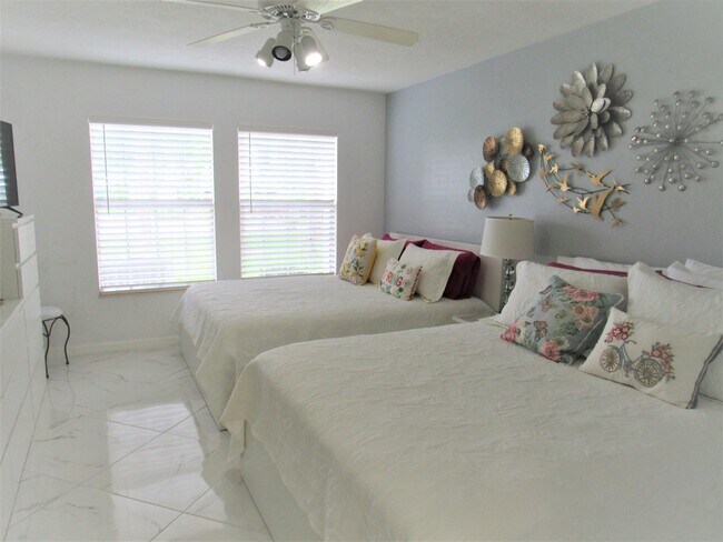 Building Photo - 178 Cape Cod Cir