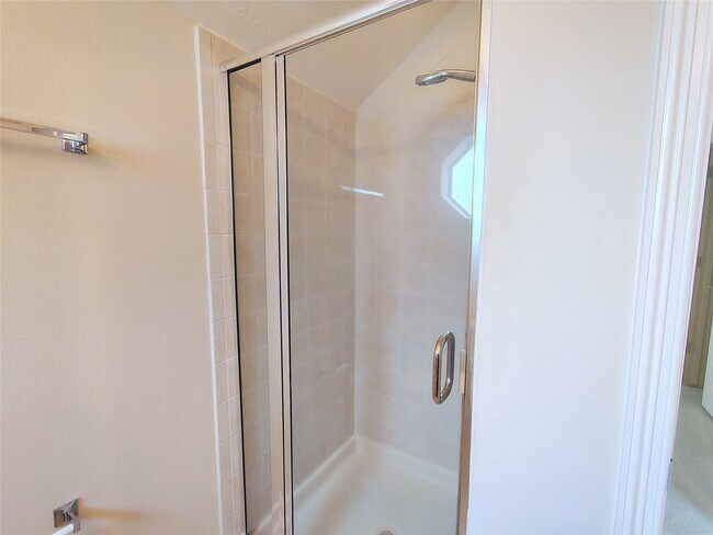 Building Photo - 5606 Grandwood Ln