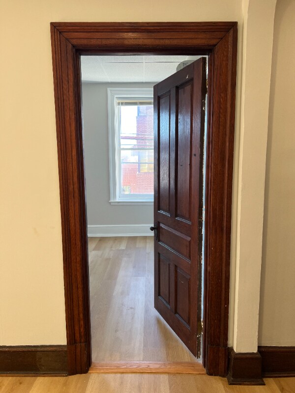 Building Photo - 125 N George St