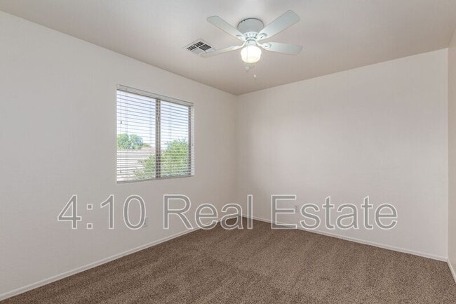 Building Photo - 2320 W Allens Peak Dr