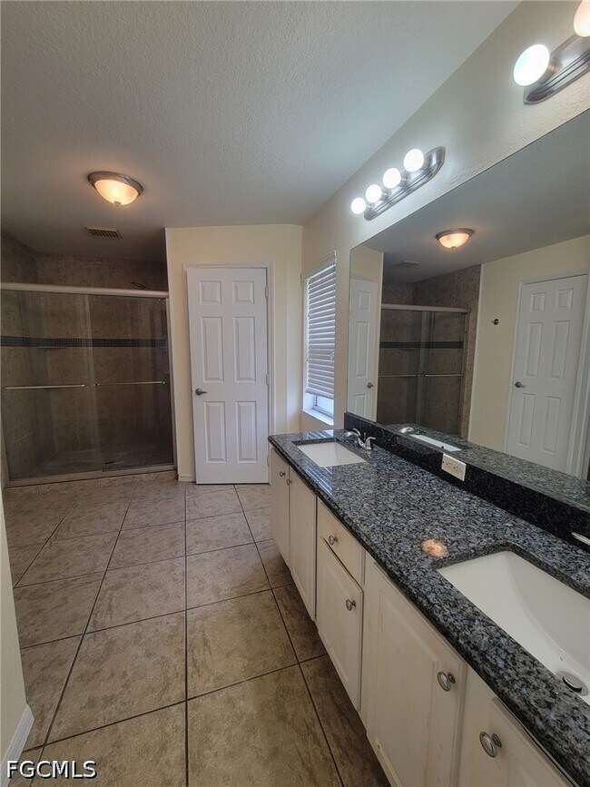 Building Photo - 8071 Liriope Loop
