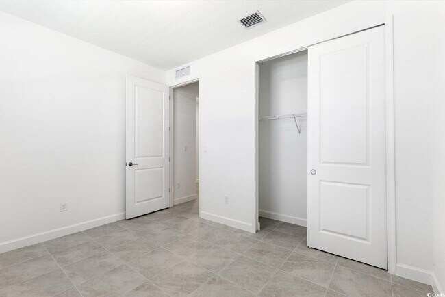 Building Photo - 6435 Seabright Ter