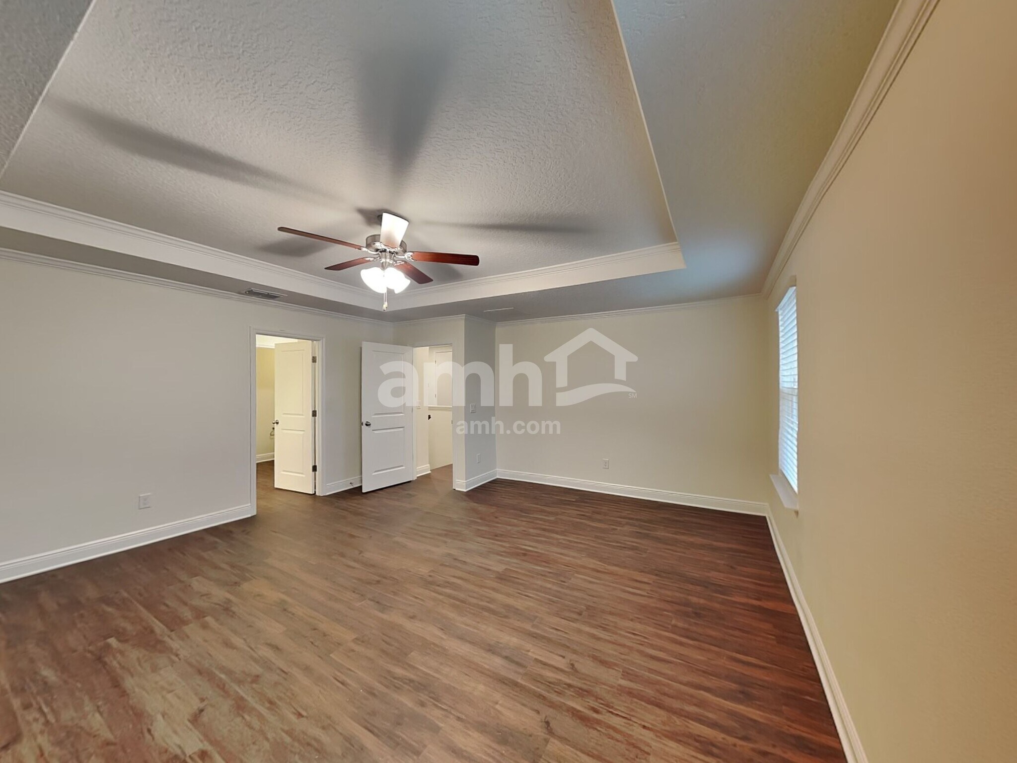 Building Photo - 904 Heavenly Dr