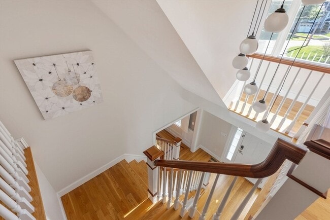 Building Photo - 11 Bobolink Rd