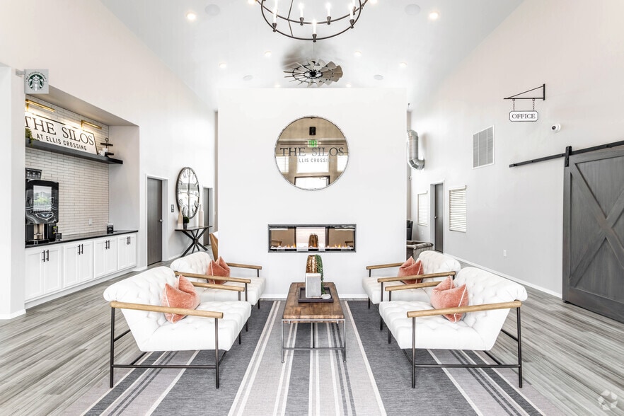 Clubhouse - Silos at Ellis Crossing