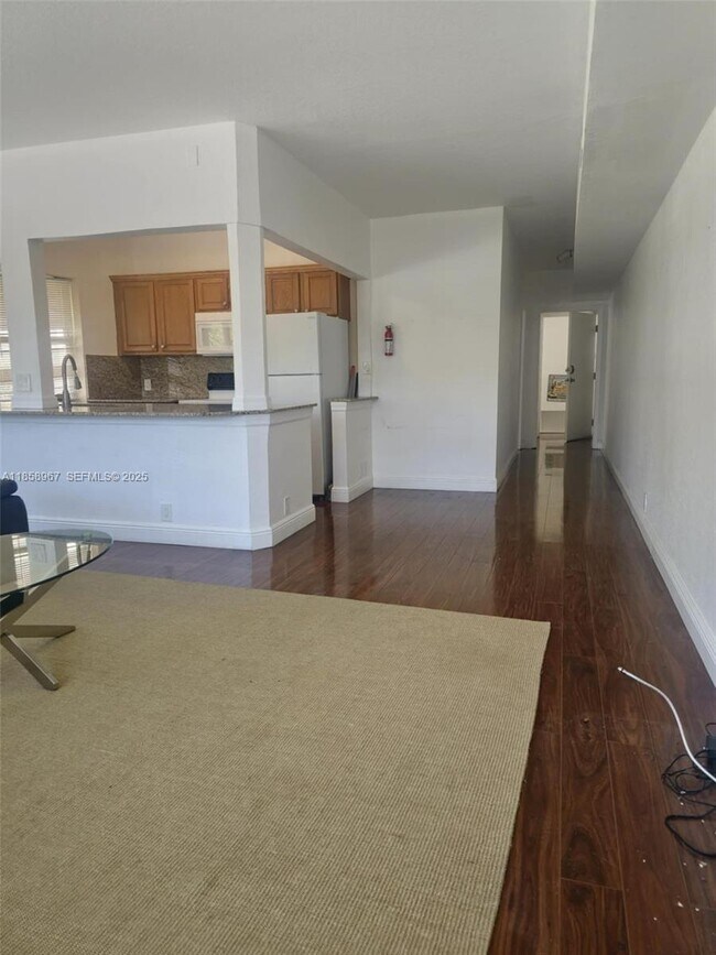 Building Photo - 3116 E Sunrise Blvd