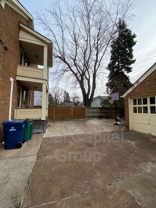 Building Photo - 59 E Depew Ave