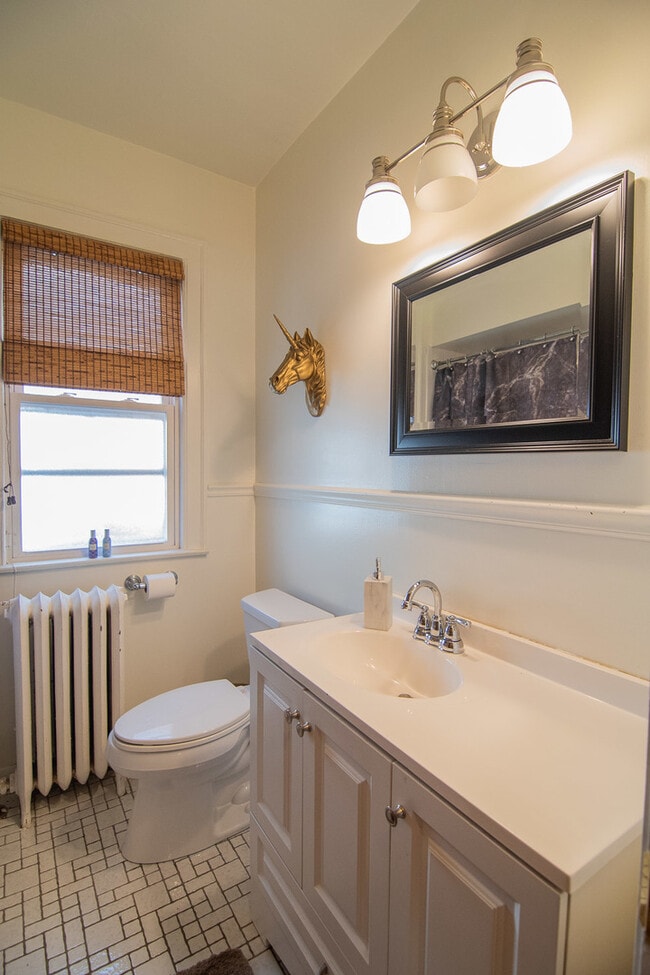 Building Photo - 7741 S Chappel Ave