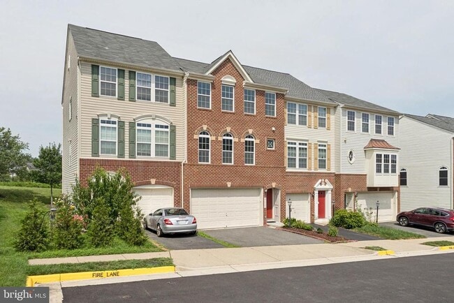 Building Photo - 41712 Cynthia Terrace