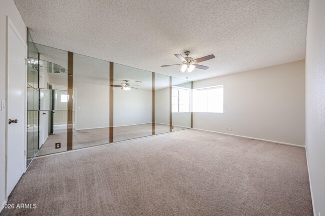 Building Photo - 5013 W Evans Dr