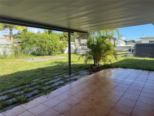 Building Photo - 10371 SW 201st Terrace