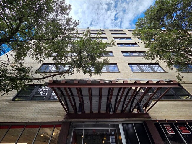 Building Photo - 878 Peachtree St NE