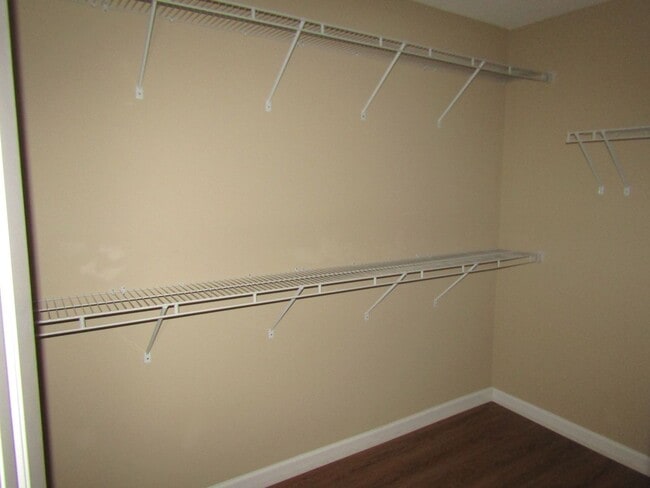 Building Photo - 908 Blane Ln