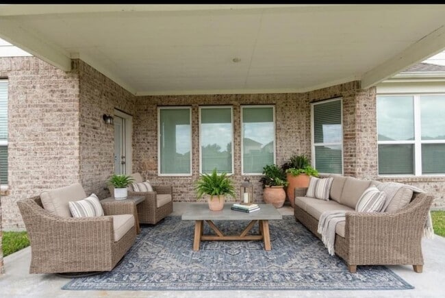 Building Photo - 60 Indian Wells Dr