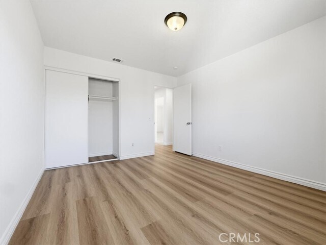 Building Photo - 2775 S Buena Vista Ave