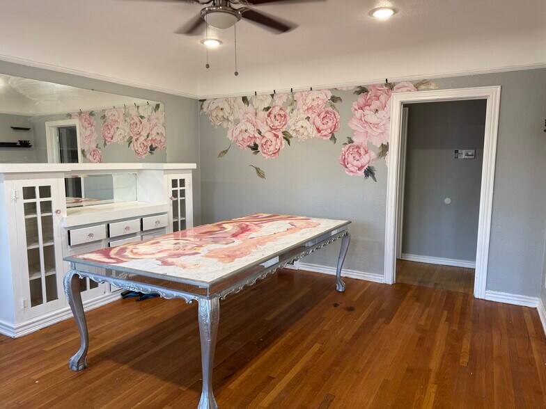 Dining room, 13'x15' - 6341 Palm Ave