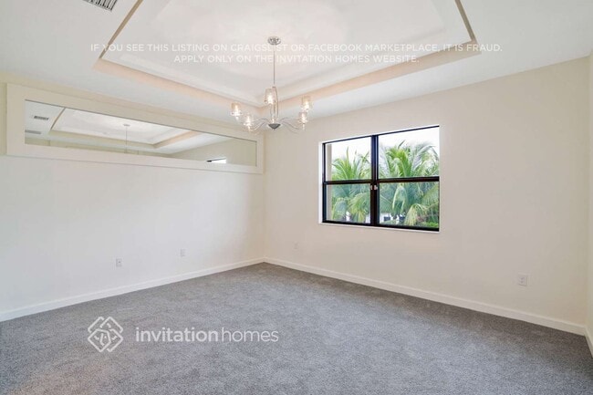 Building Photo - 132 NE 27th Terrace