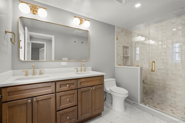 Building Photo - 42 Iselin Terrace