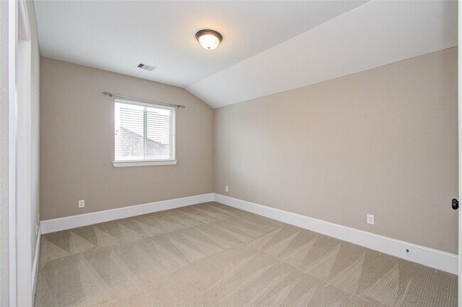 Building Photo - 2403 Orchard Way