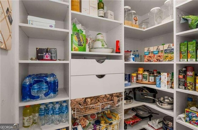 Building Photo - 3733 Paces Park Cir SE