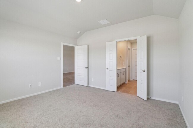 Building Photo - 416 Sunrise Ranch Dr