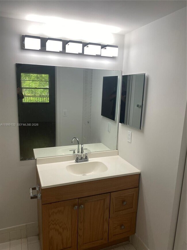 Building Photo - 13255 SW 9th Ct