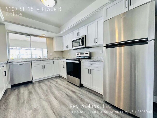 Building Photo - 4107 SE 18th Pl