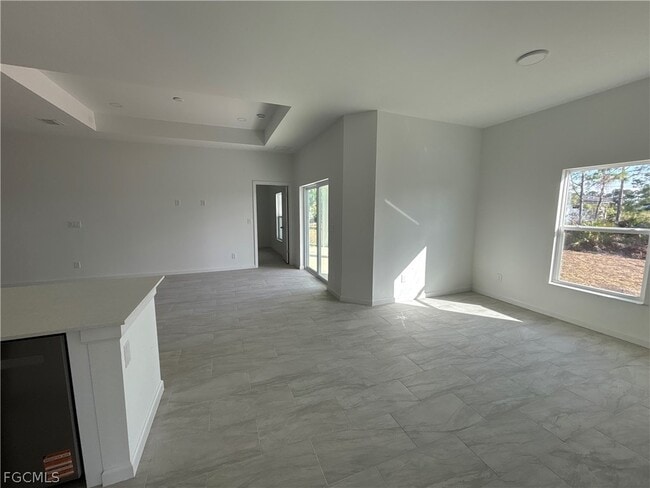 Building Photo - 3005 31st St W