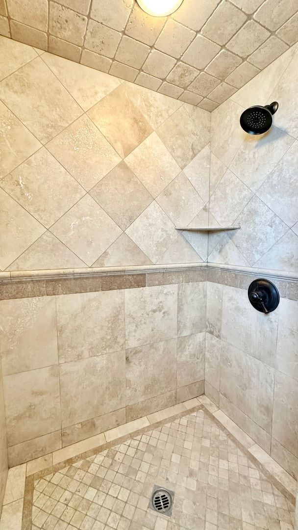 Building Photo - Beautiful Updated Studio Layout Guest Home Unit located on Private Country Property in Fallbrook!