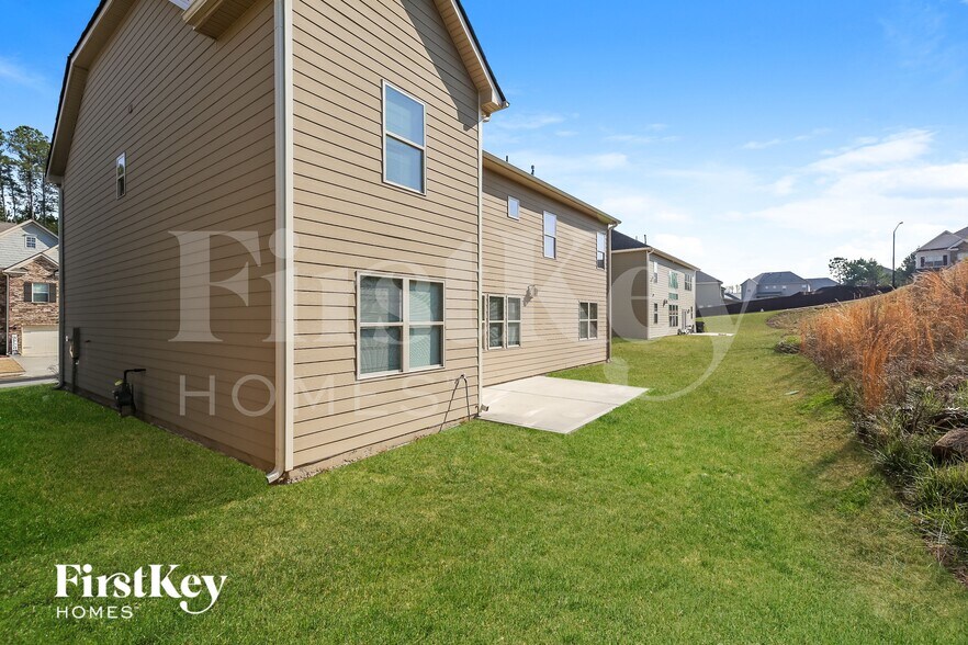 Building Photo - 451 Victoria Heights Dr.