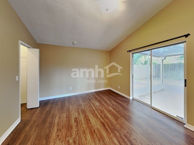 Building Photo - 12706 Parkbury Dr