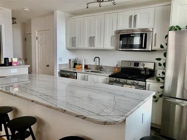 Building Photo - 319 Barrow St