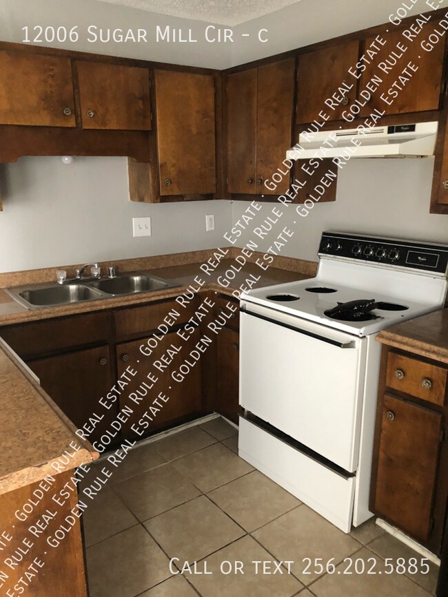 Building Photo - 12006 Sugar Mill Cir