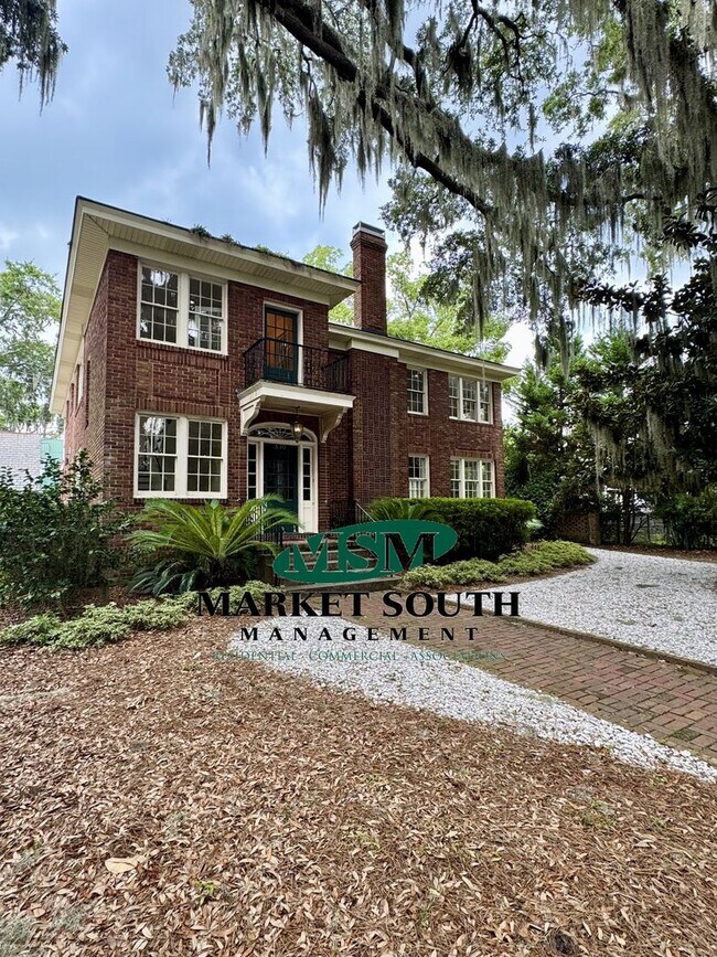 Building Photo - ARDSLEY PARK GEM- AVAILABLE NOW!  APPOINTM...