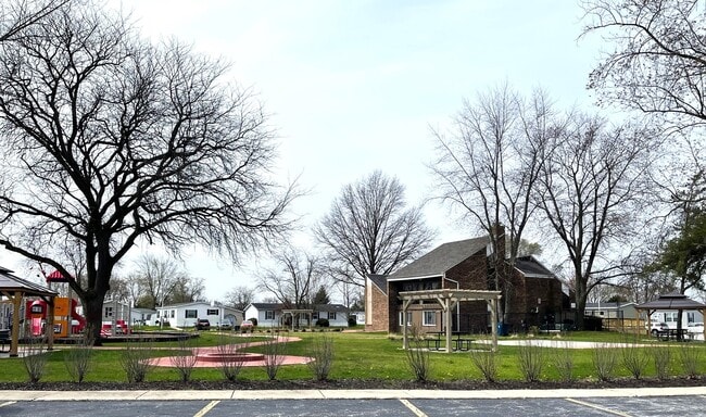 Building Photo - 248 Canary Dr