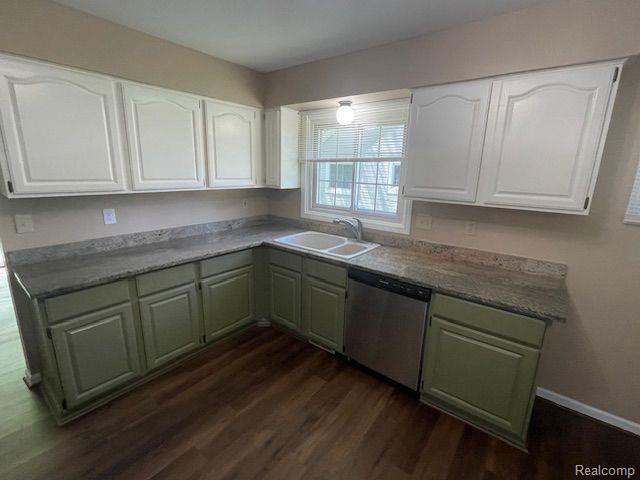 Building Photo - 6871 Tanglewood