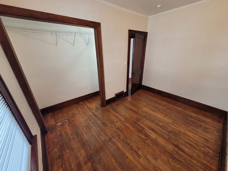 Bedroom 1 - 1319 Prairie Ave