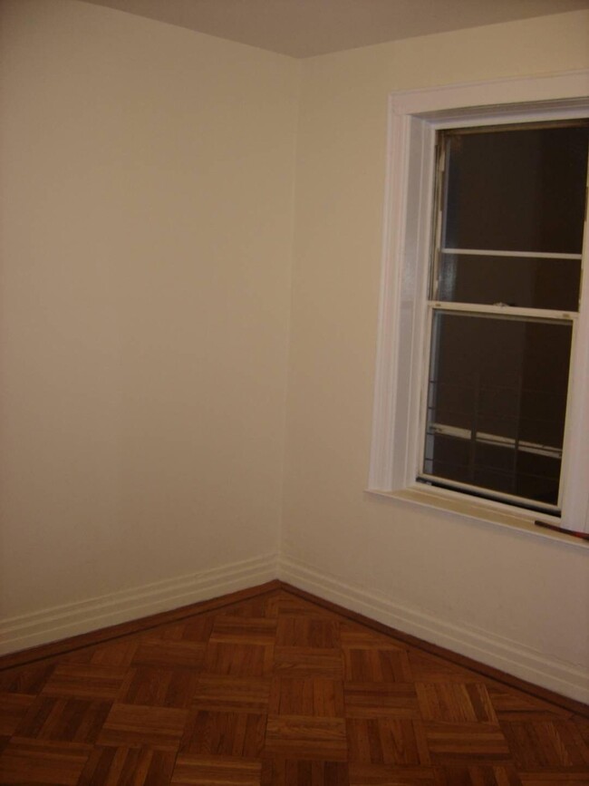 Building Photo - 1155 82nd St