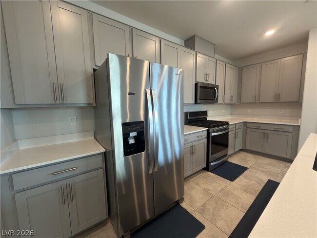 Building Photo - 3618 Tondela Ln