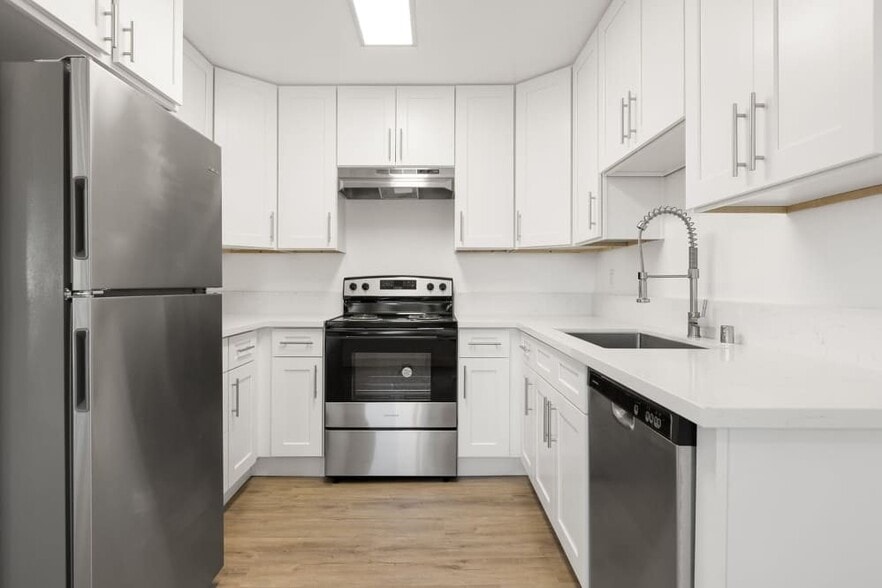 Building Photo - Park