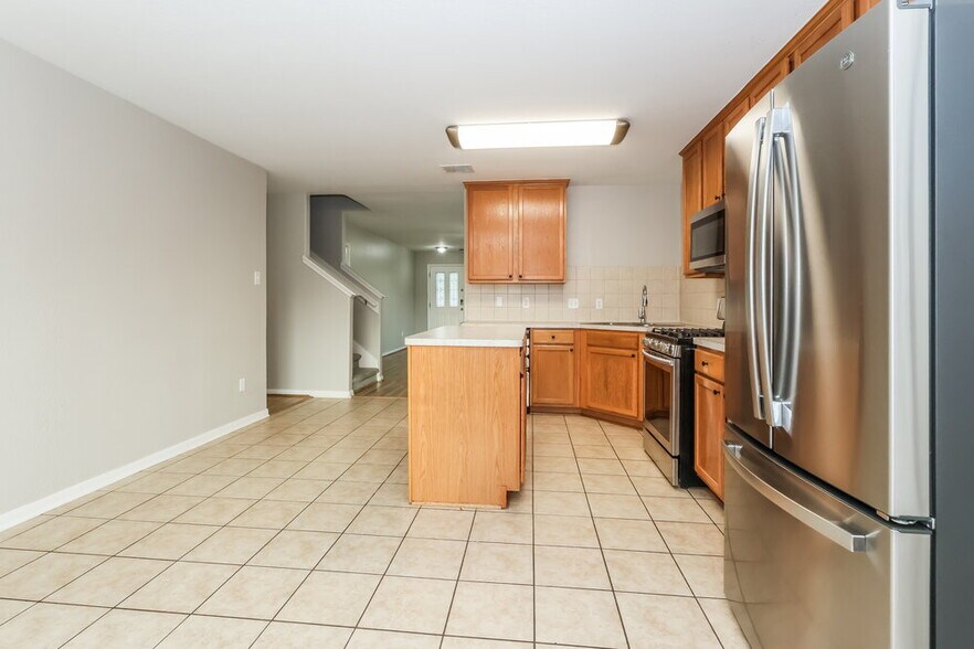 Building Photo - 21334 Bella Luna Ct