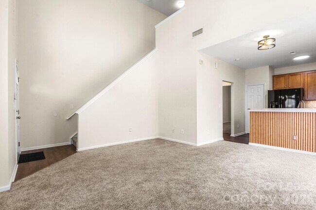 Building Photo - 10457 Stokeshill Ct