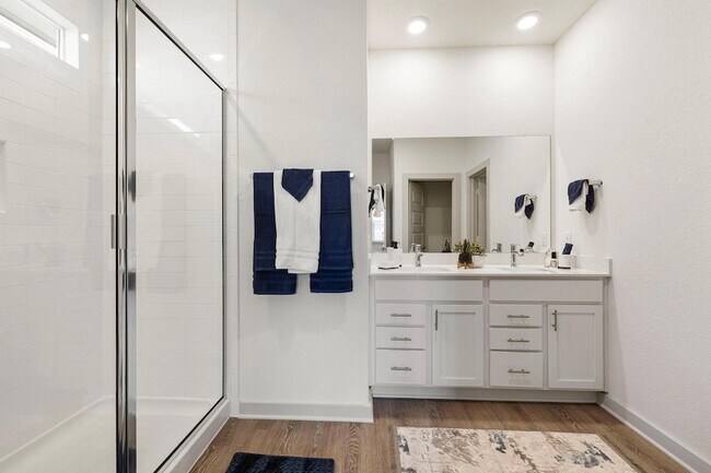 Building Photo - 201 Merrick Rd