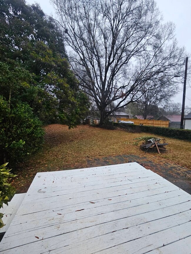 Building Photo - 2039 Wilhelmina Ave