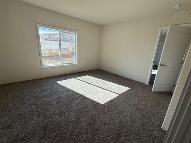 Building Photo - Brand New Manufactured Home on 1.5 Acres!