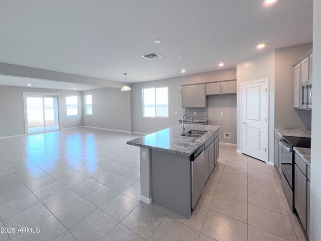 Building Photo - 17810 W Monte Lindo Ln